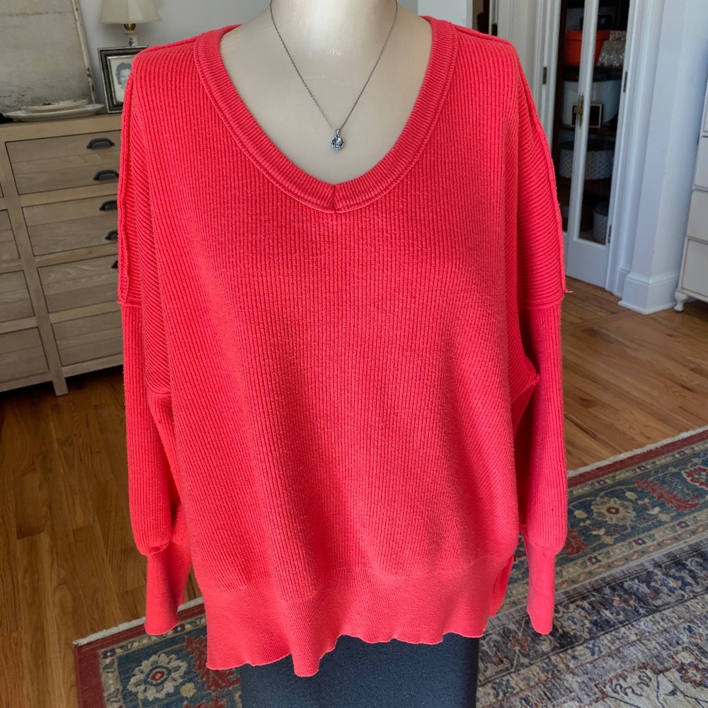 Amazon Coral/Red Sweater - Size L